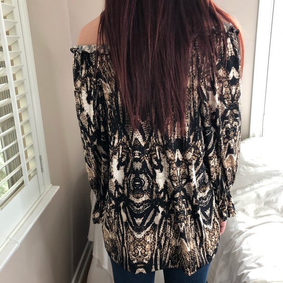 Solddd Outtt - Picture 4 of 4